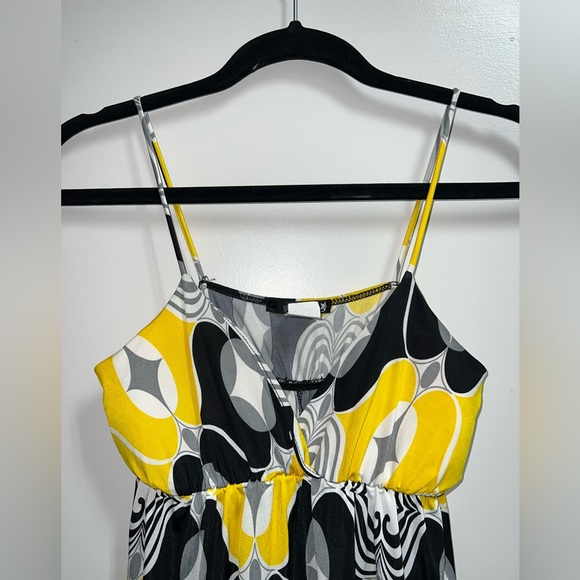 Yellow and Black Geometric Design Strappy Maxi Dress Size Small - Picture 3 of 6